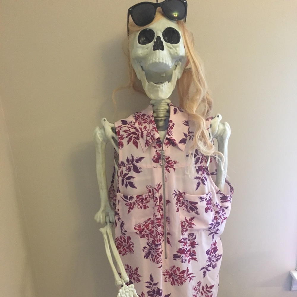 3 for $15 item Sleeveless Top with zipper- Medium